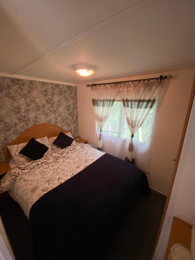 Unique Caravan With Outdoor Space Ballantrae Экстерьер фото