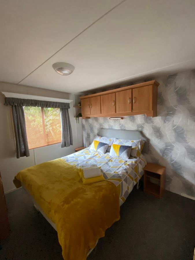 Unique Caravan With Outdoor Space Ballantrae Экстерьер фото