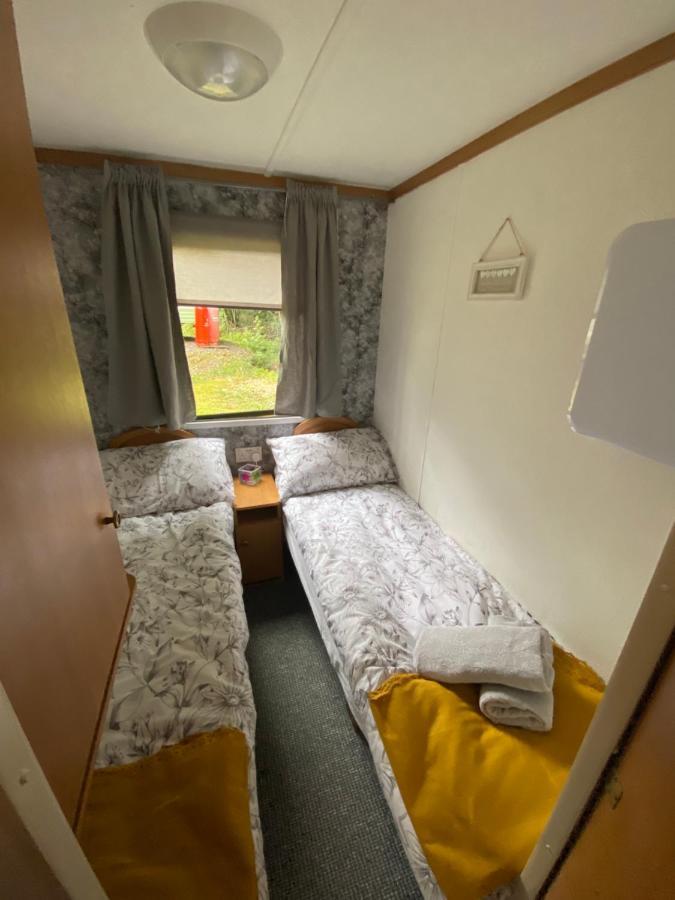 Unique Caravan With Outdoor Space Ballantrae Экстерьер фото
