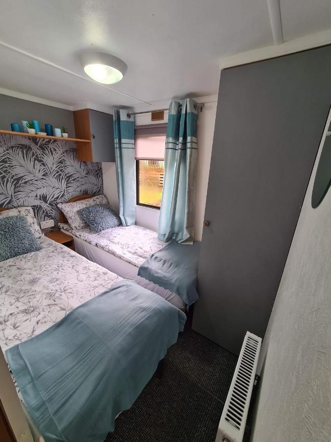 Unique Caravan With Outdoor Space Ballantrae Экстерьер фото