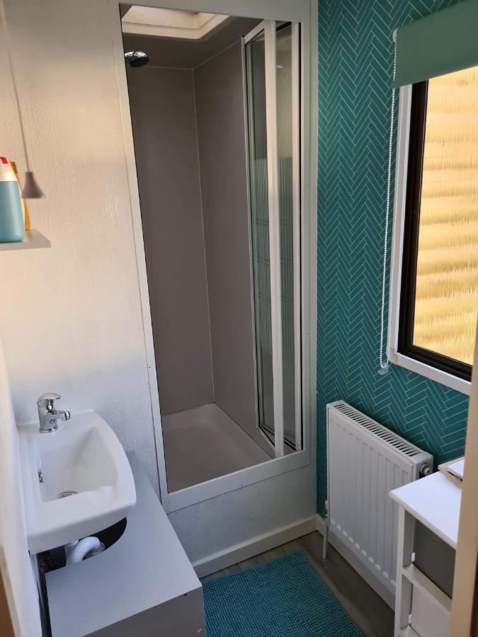Unique Caravan With Outdoor Space Ballantrae Экстерьер фото