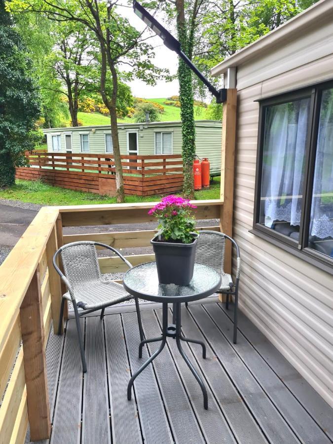 Unique Caravan With Outdoor Space Ballantrae Экстерьер фото