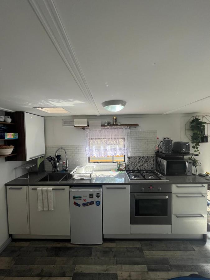 Unique Caravan With Outdoor Space Ballantrae Экстерьер фото